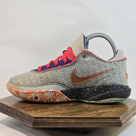 Nike LeBron 20 Shoes Mens Size 4 Basketball Low Top DJ5423-002 Sneakers - Picture 8 of 10